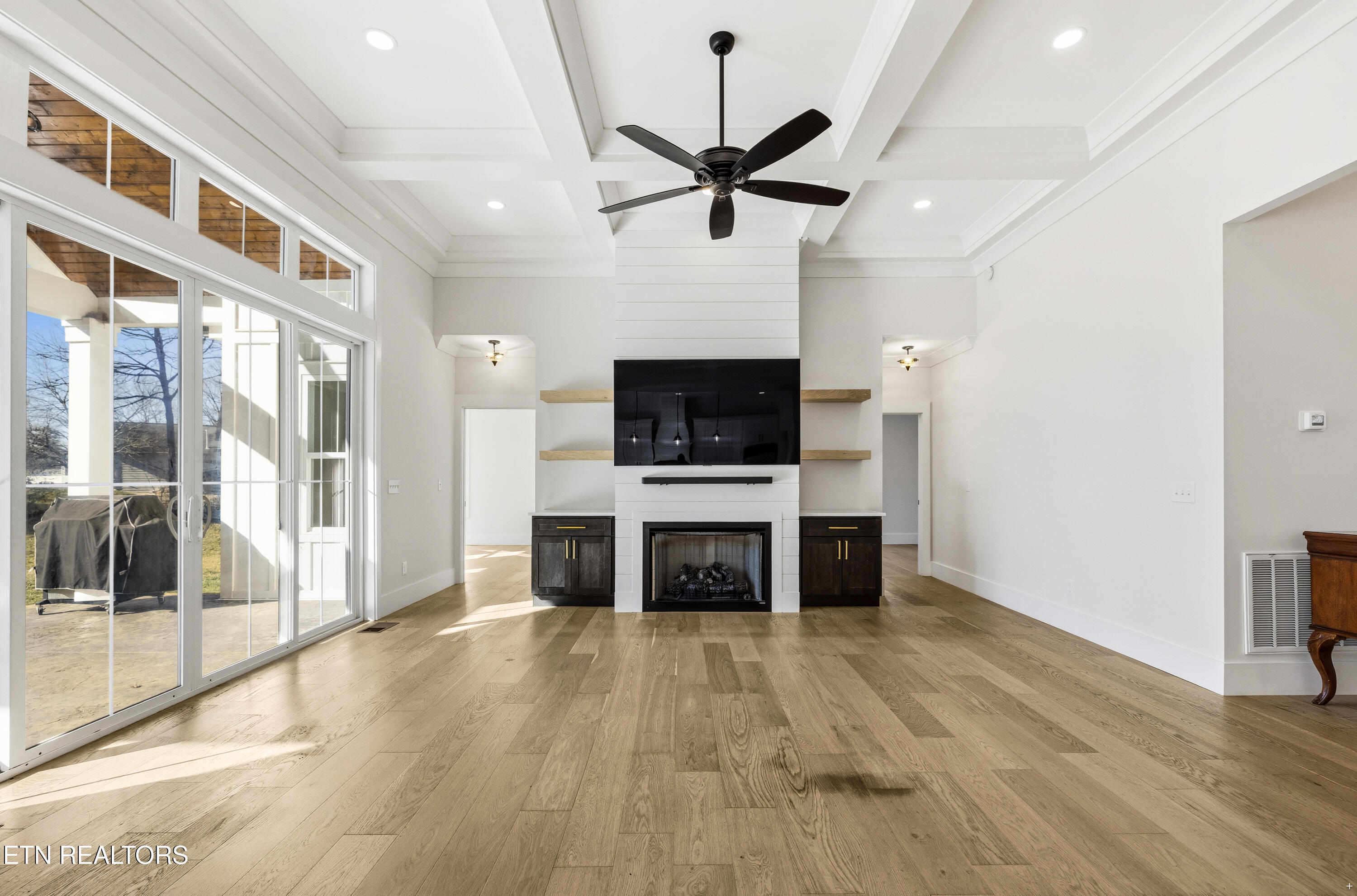 8418 S Northshore Drive