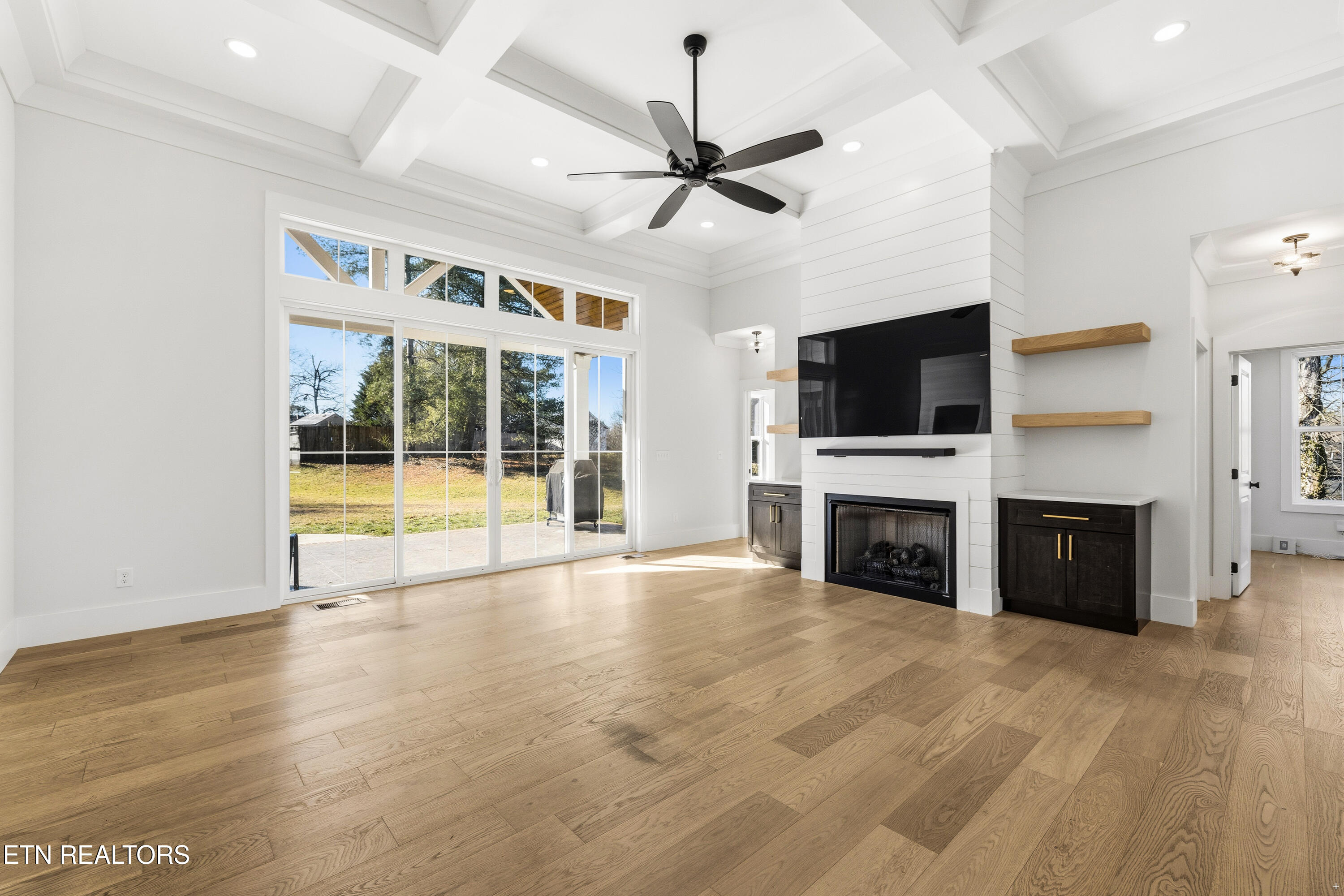 8418 S Northshore Drive