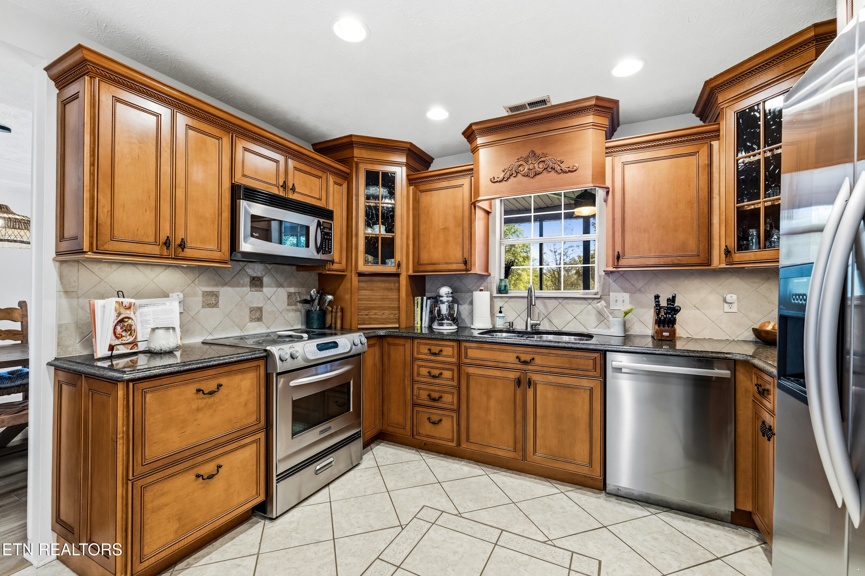 7714 Washington Pike