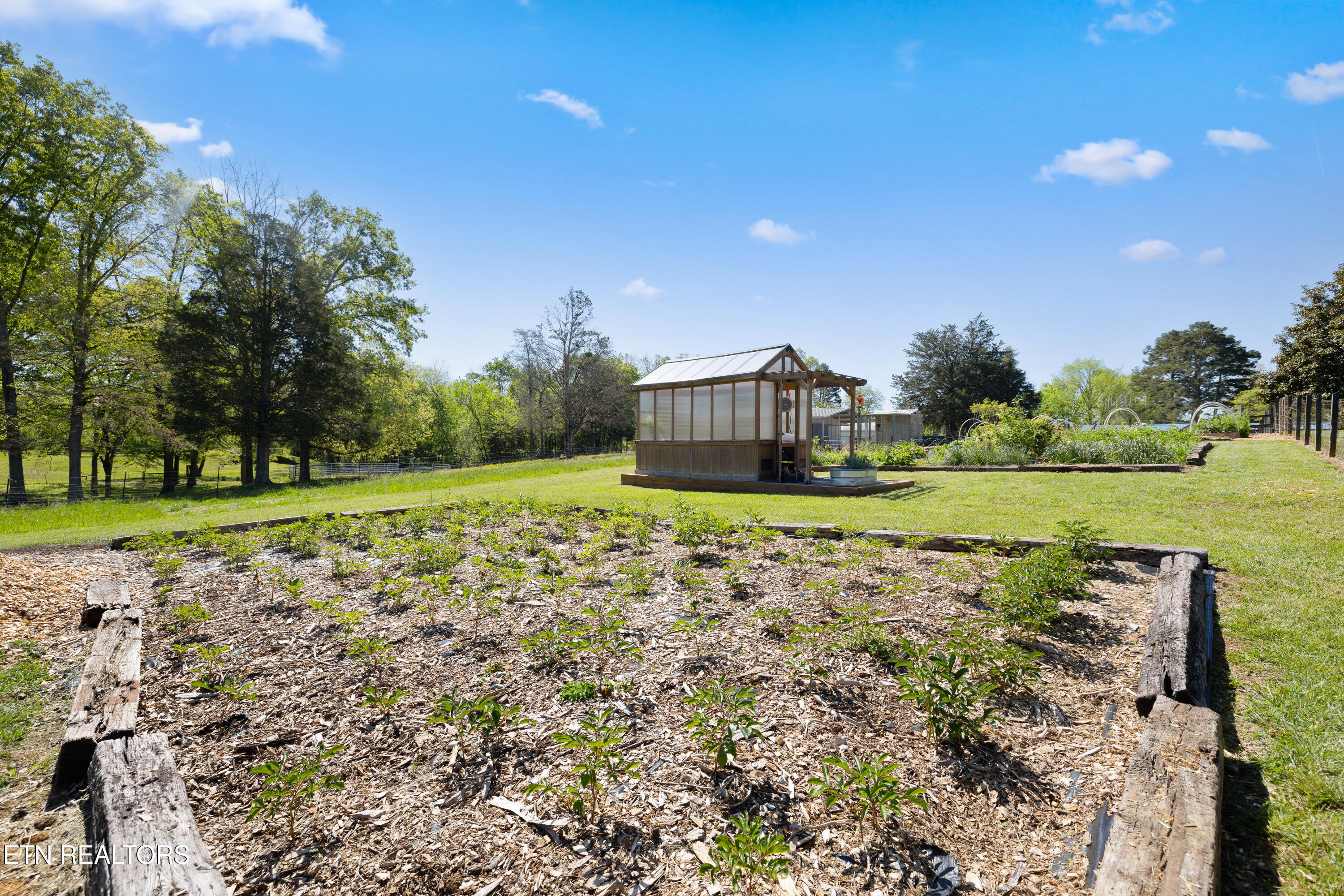 7714 Washington Pike