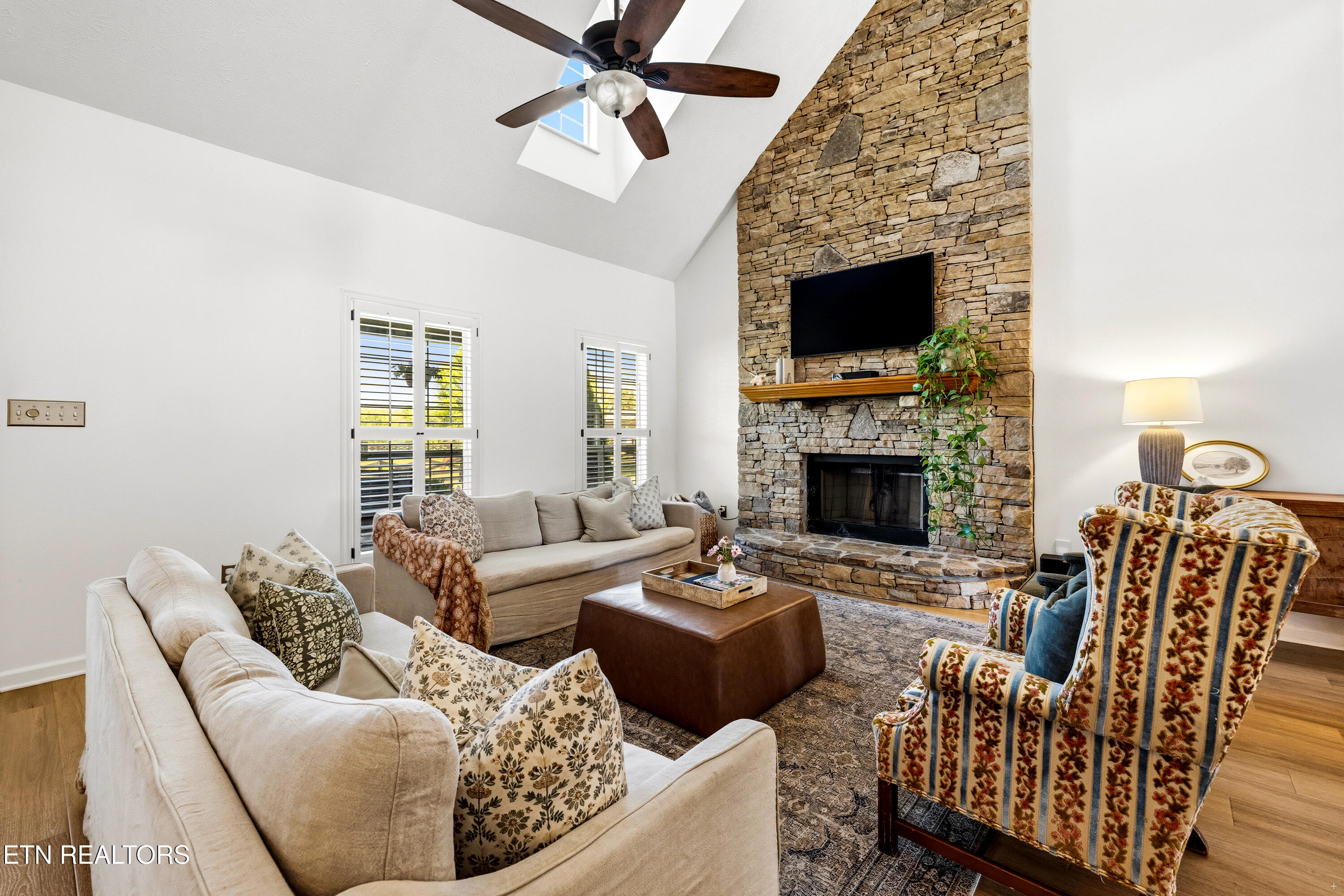 7714 Washington Pike