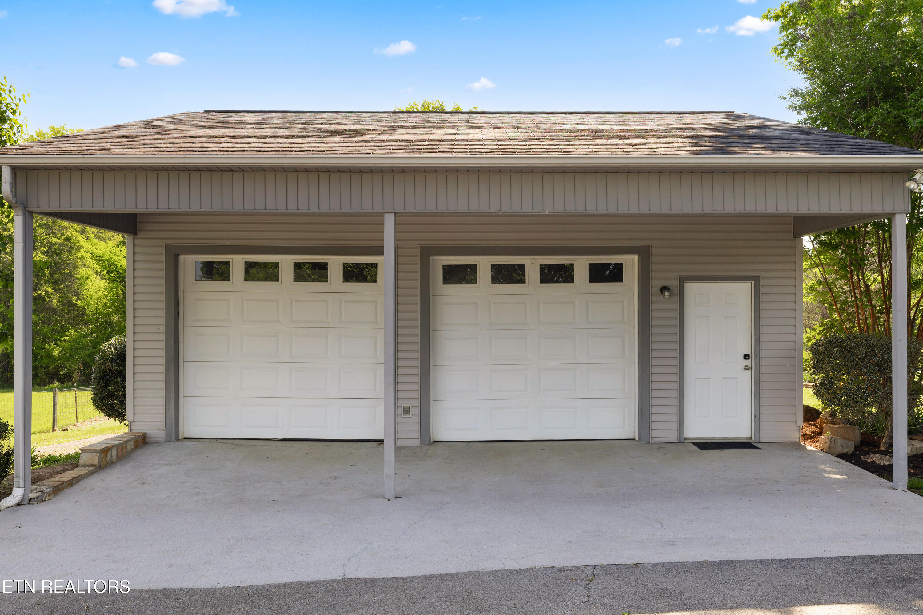 7714 Washington Pike