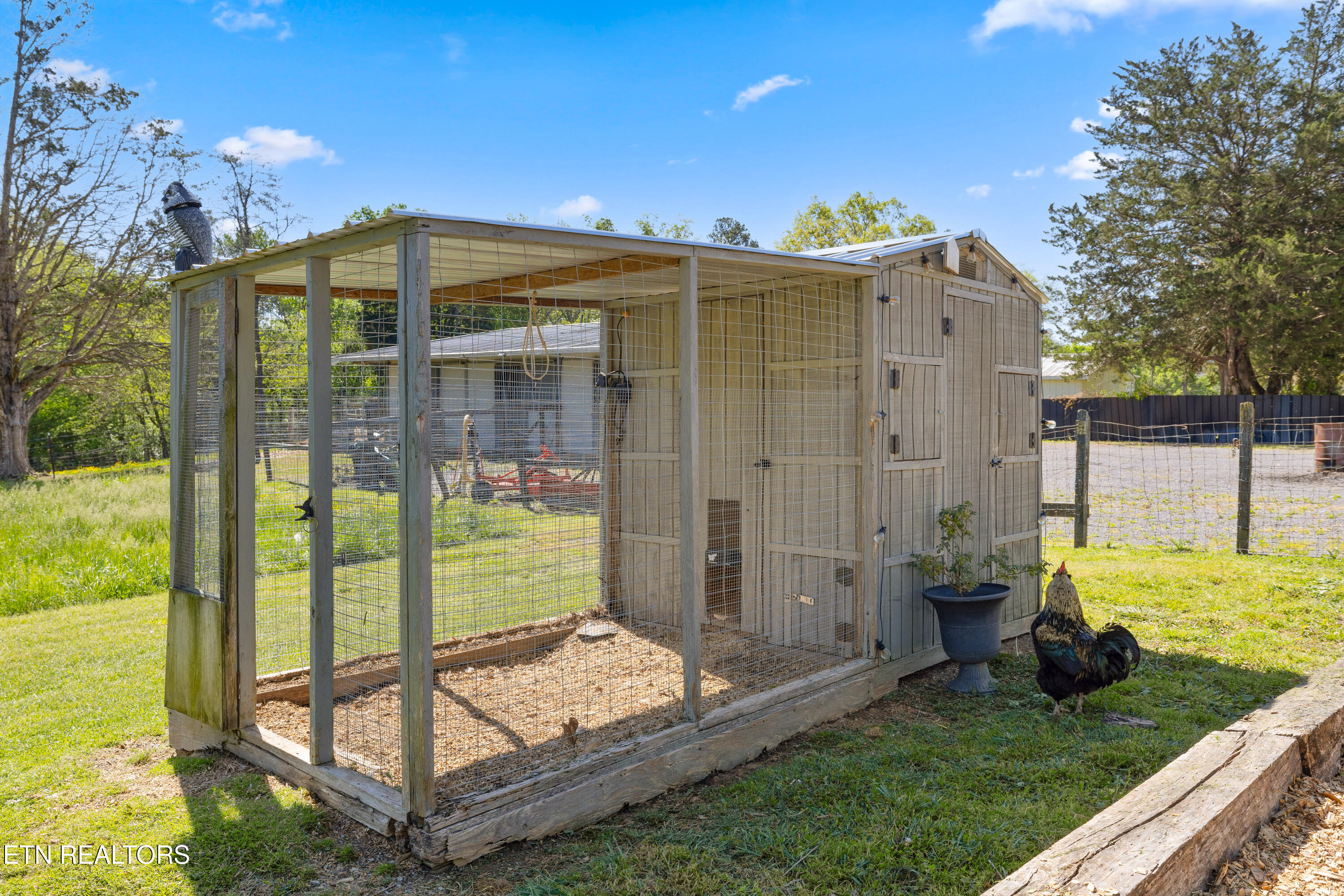 7714 Washington Pike