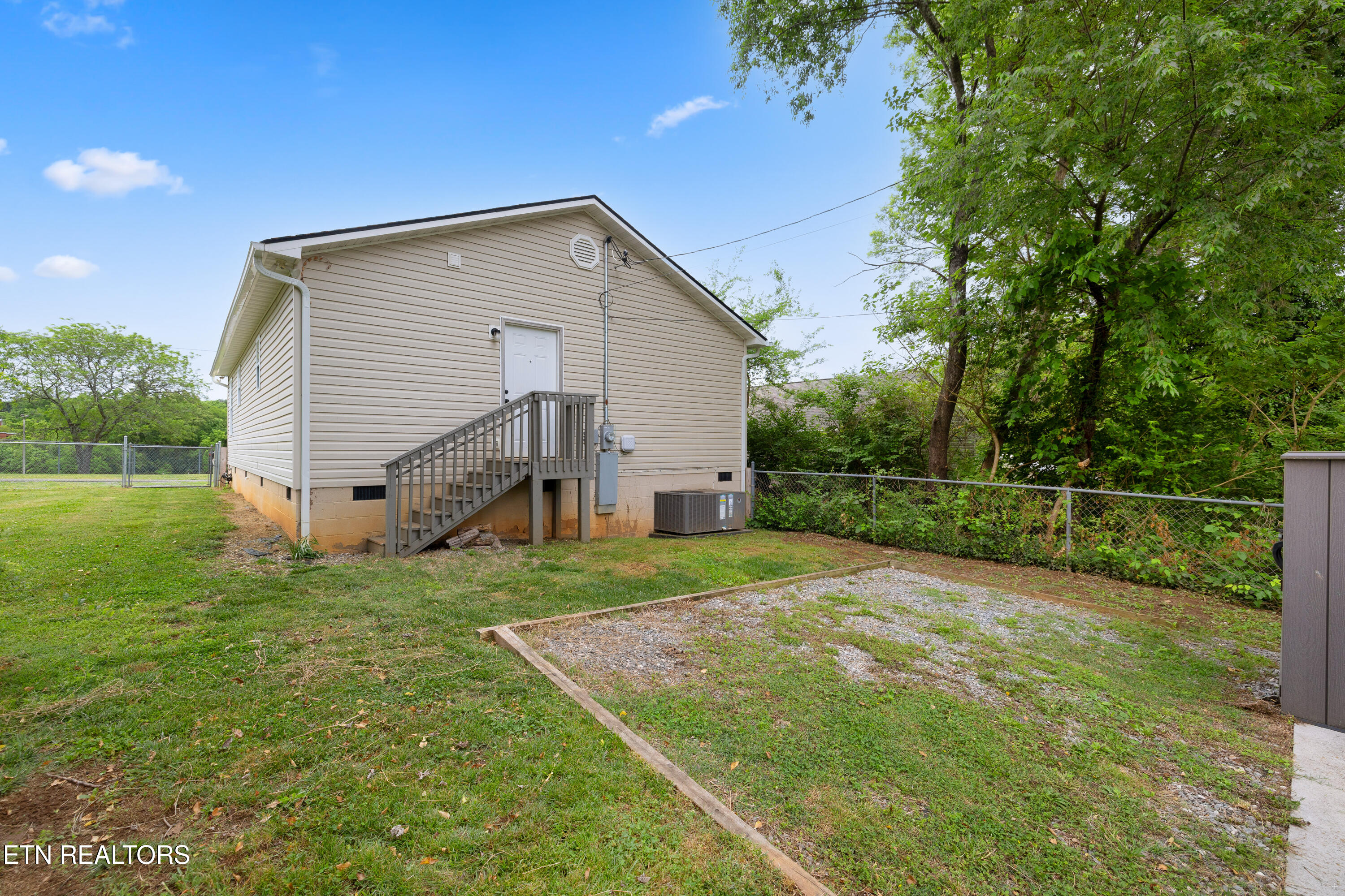 1525 Mississippi Ave