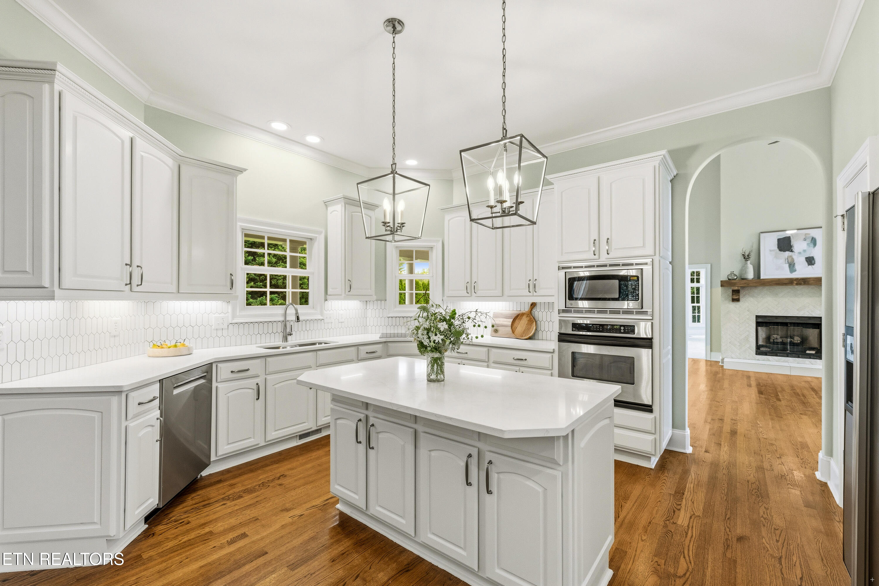 3746 Jackson Bend Drive