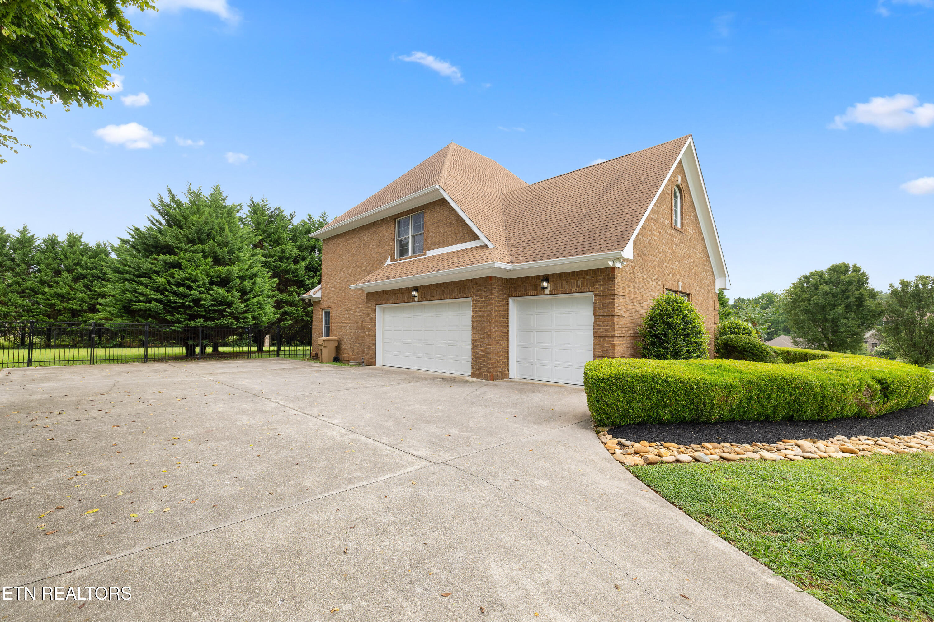 3746 Jackson Bend Drive