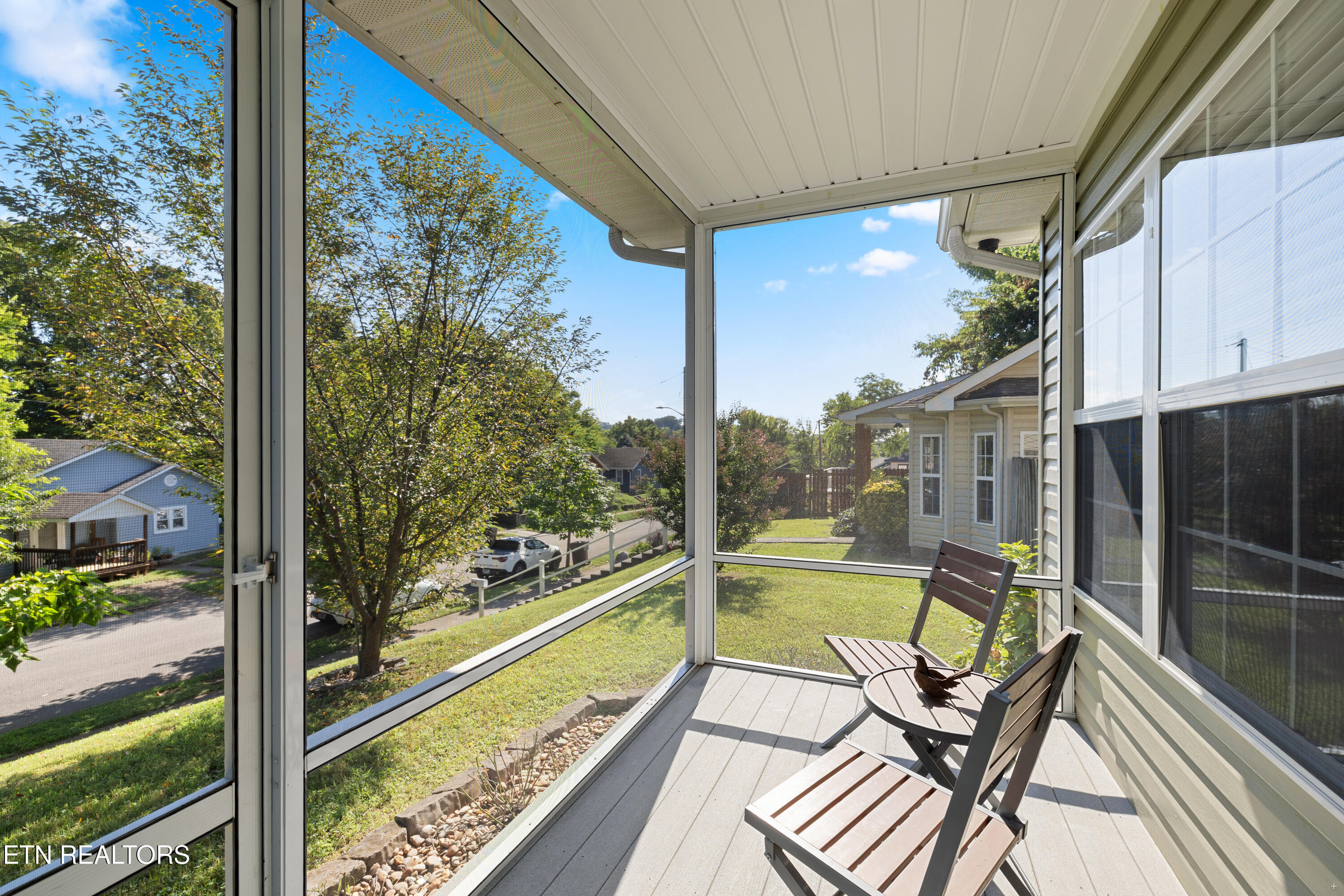 1126 Overton Place