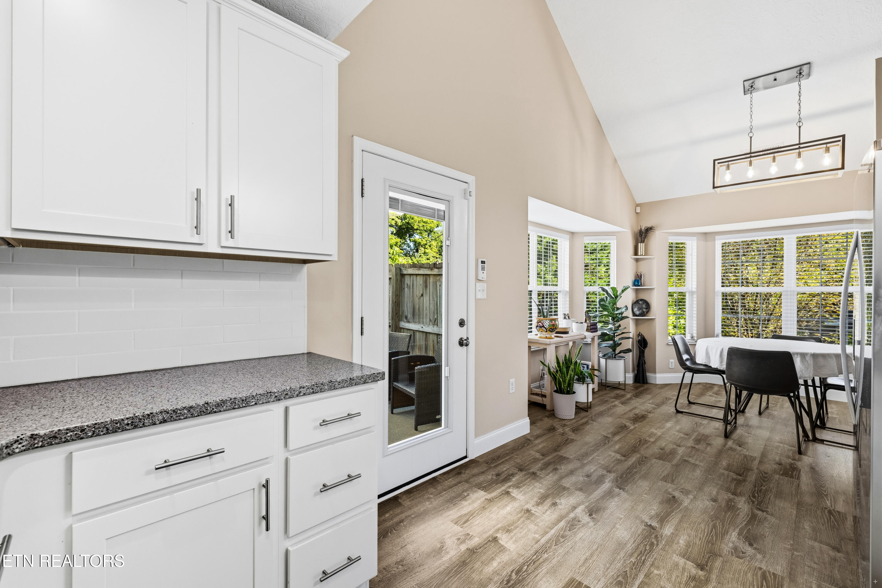 1126 Overton Place
