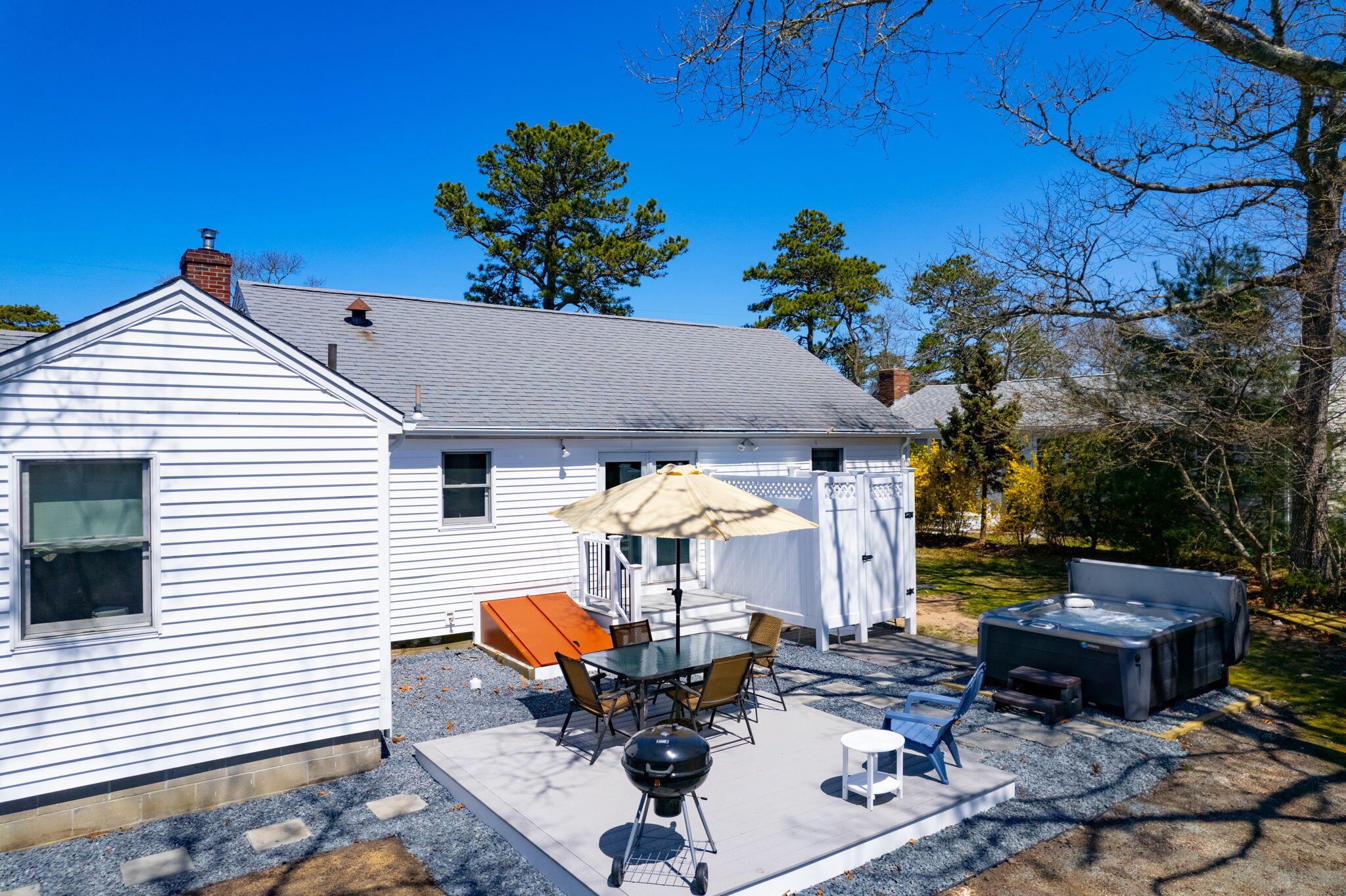 121 Lower County Road