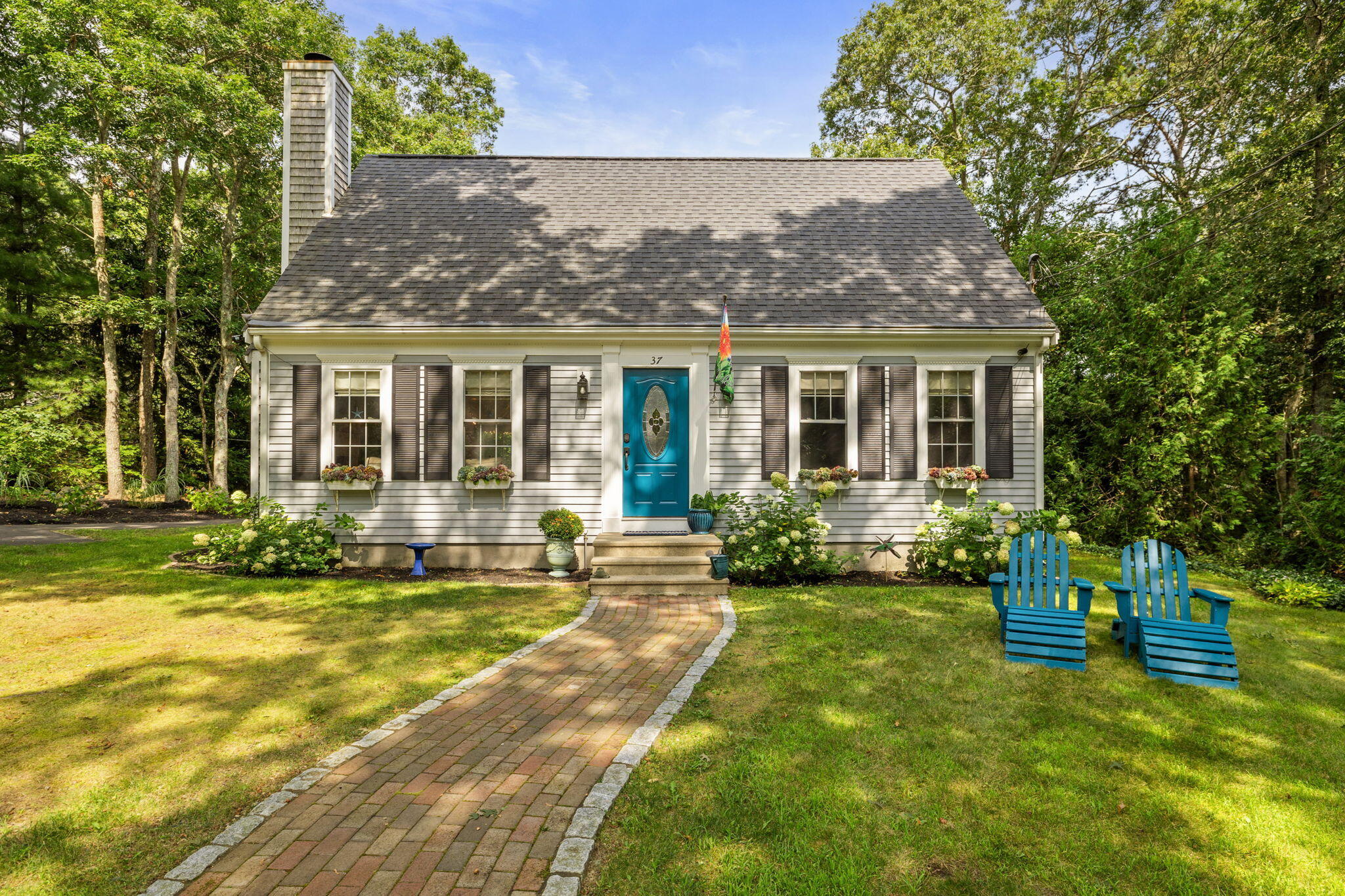 37 Quashnet Road