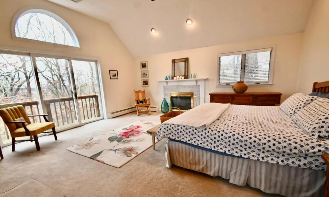 73 Clowes Drive