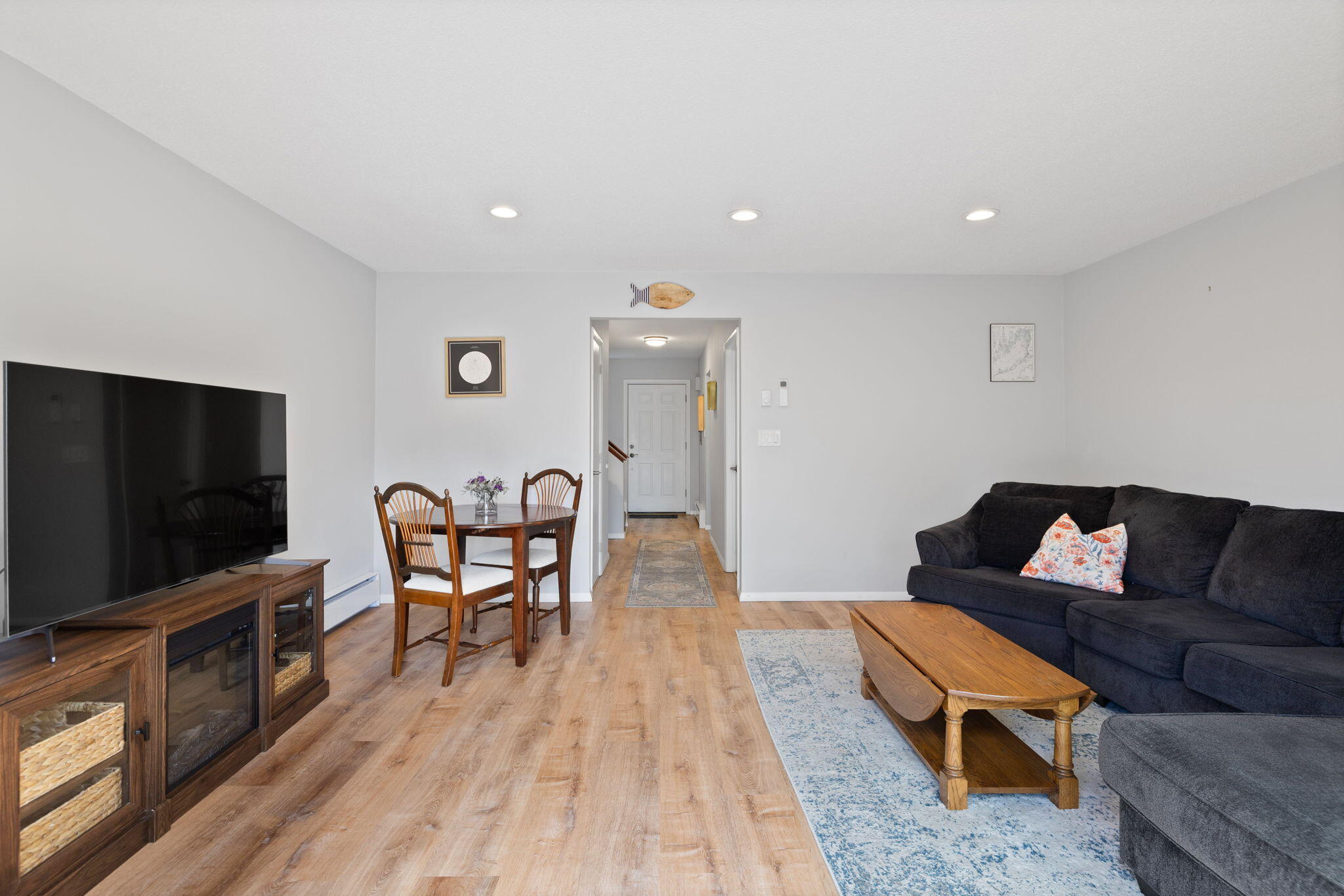 2 Roundhouse Road # 2