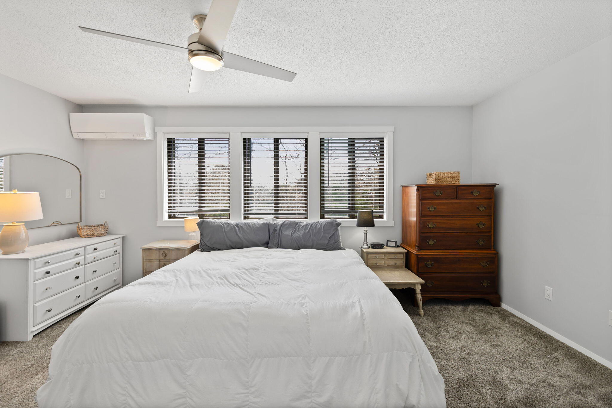 2 Roundhouse Road # 2