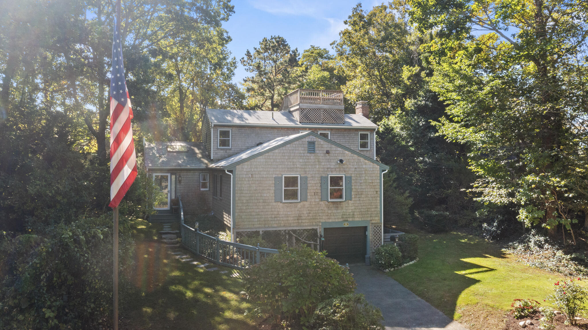 9 Strawberry Hill Road