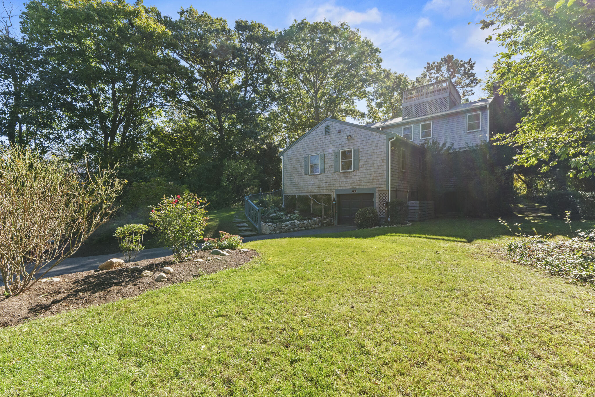 9 Strawberry Hill Road