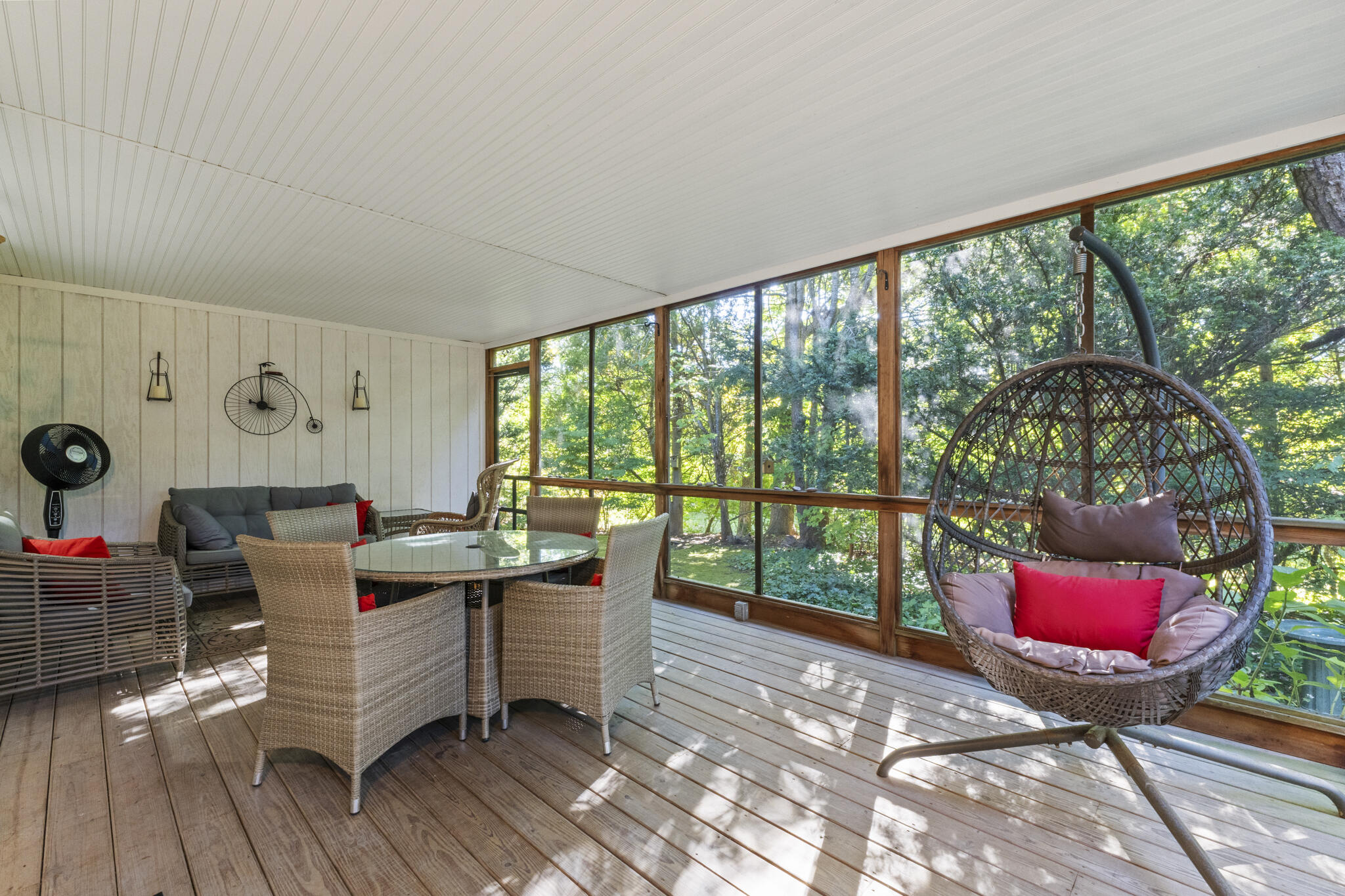 9 Strawberry Hill Road