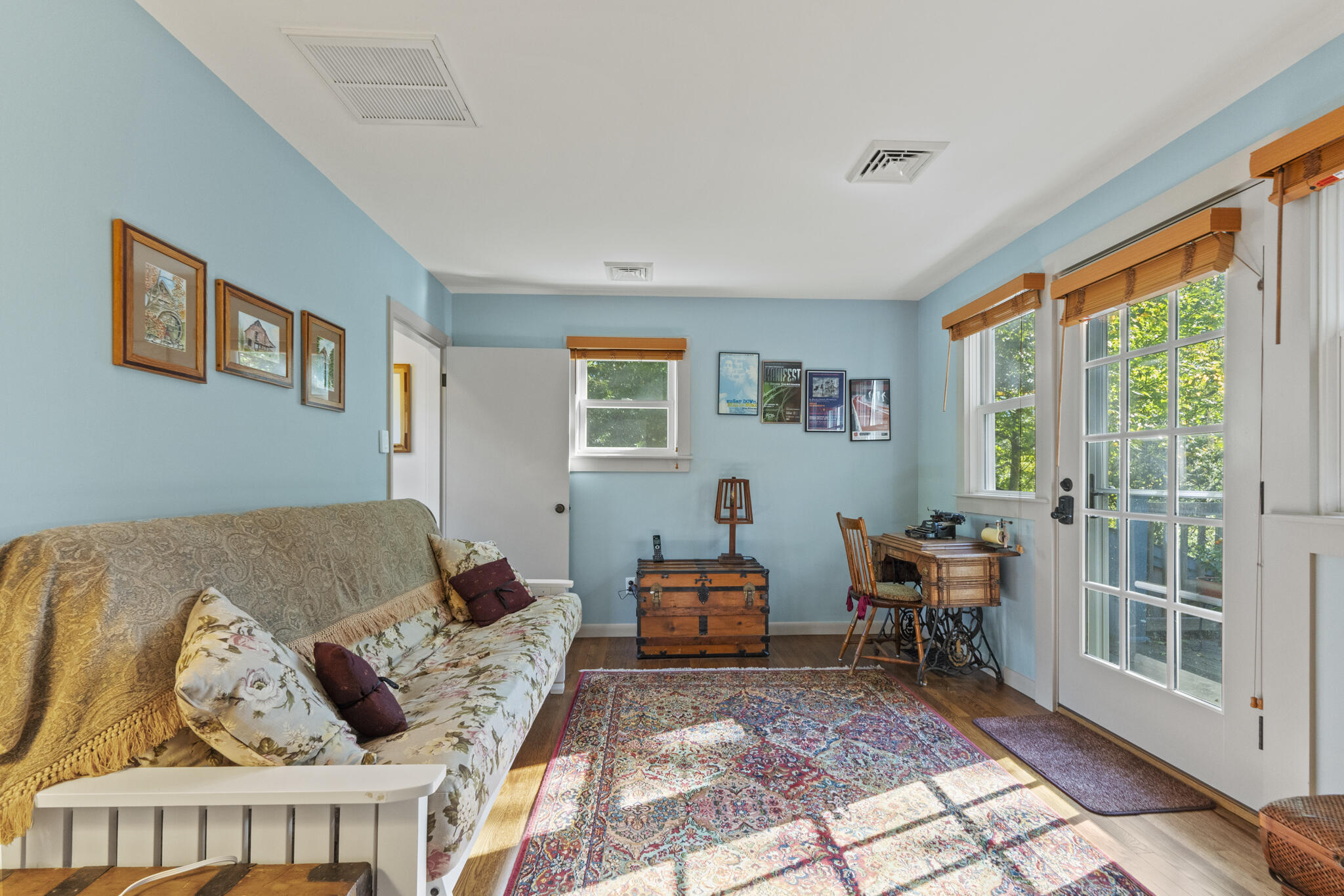 9 Strawberry Hill Road