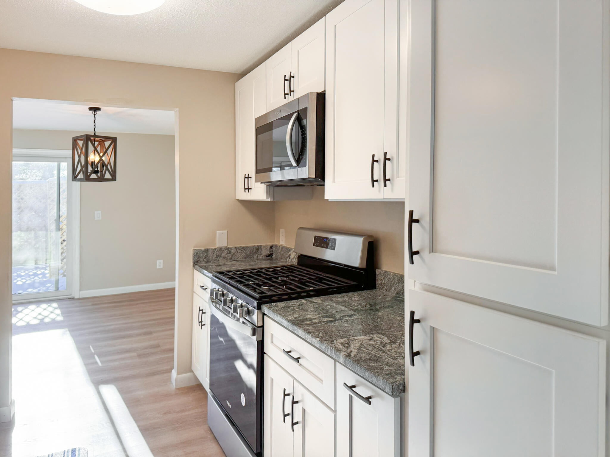 225 Southwest Meadows UNIT 225