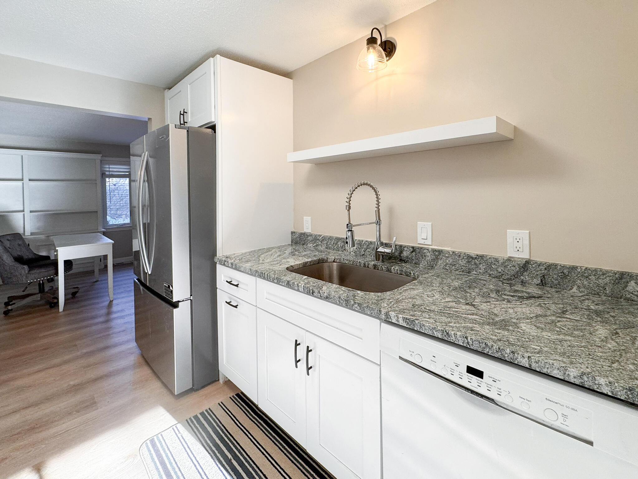 225 Southwest Meadows UNIT 225