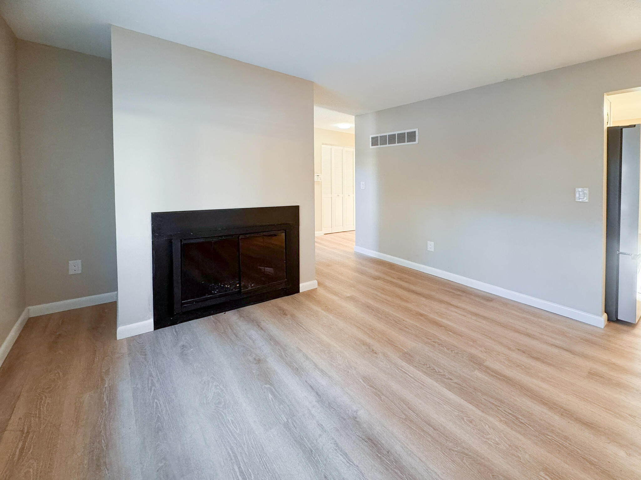 225 Southwest Meadows UNIT 225