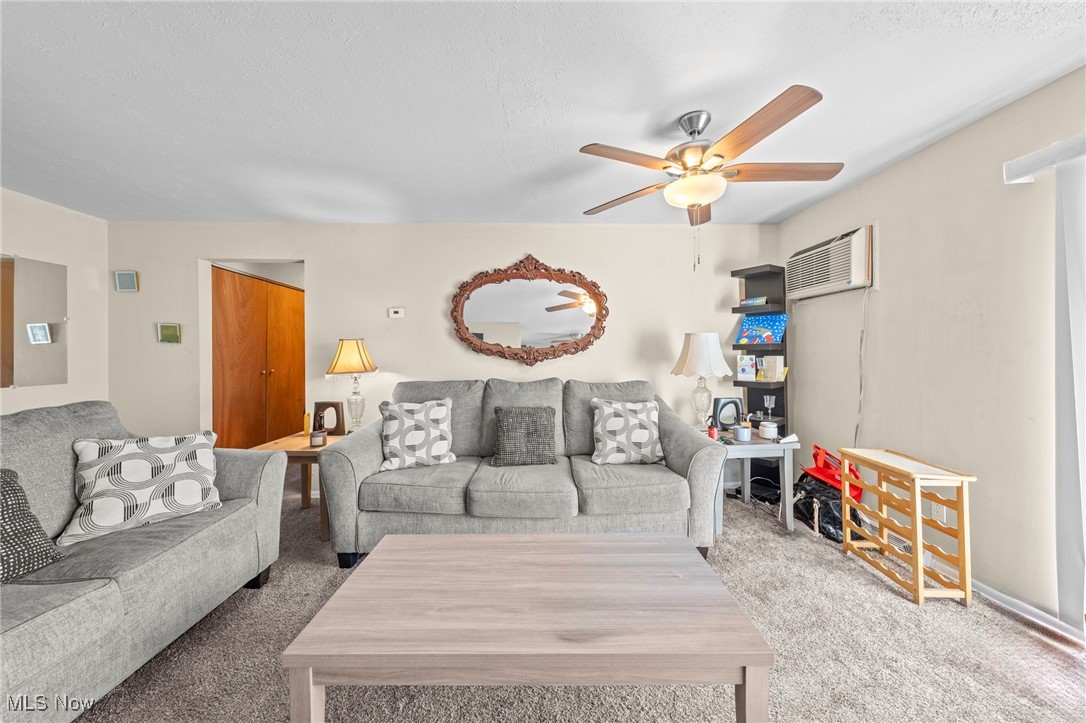 1372 Golden Gate Boulevard B203