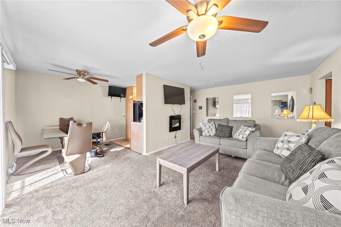 1372 Golden Gate Boulevard B203