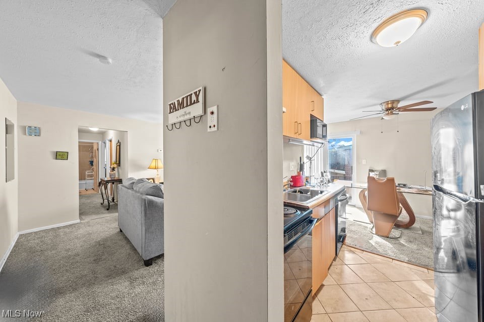 1372 Golden Gate Boulevard B203