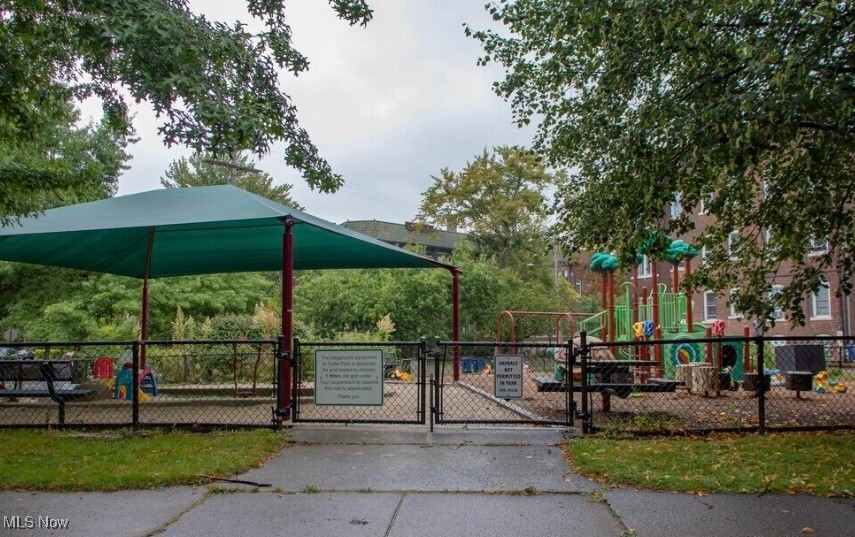 13800 Fairhill Road 112