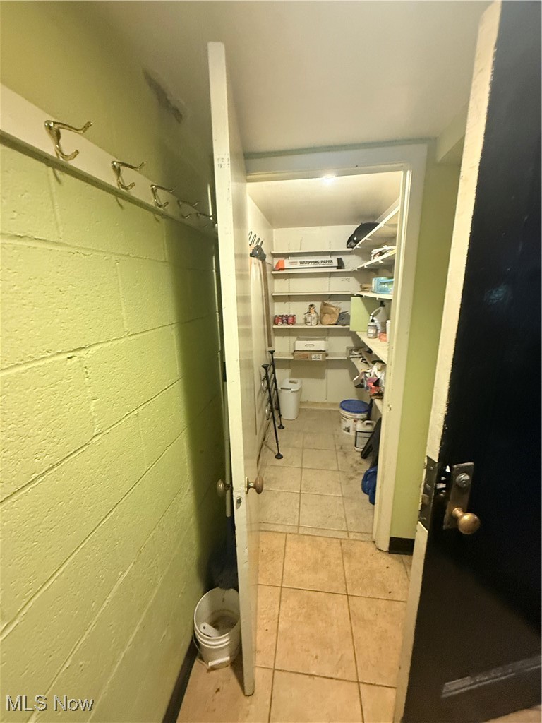 13800 Fairhill Road 112