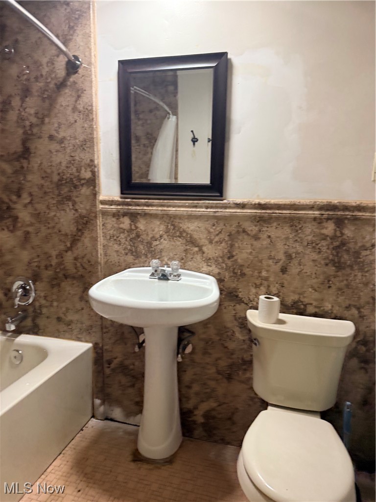 13800 Fairhill Road 112