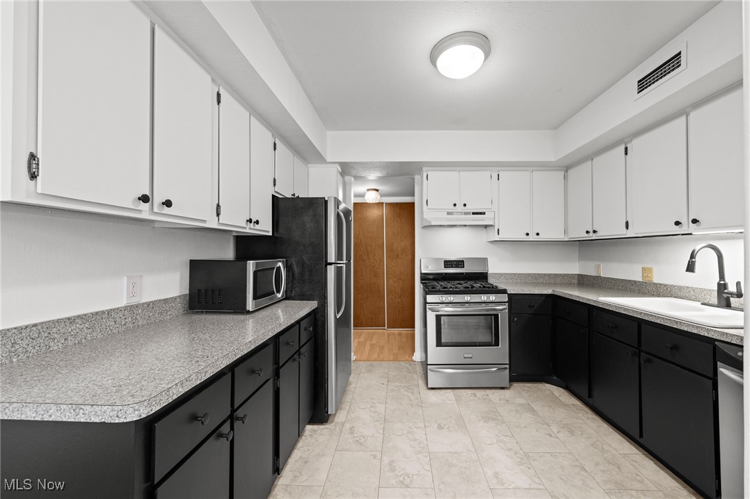 1105 Canyon View Road 106