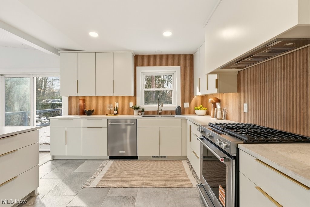 7771 Blackford Drive