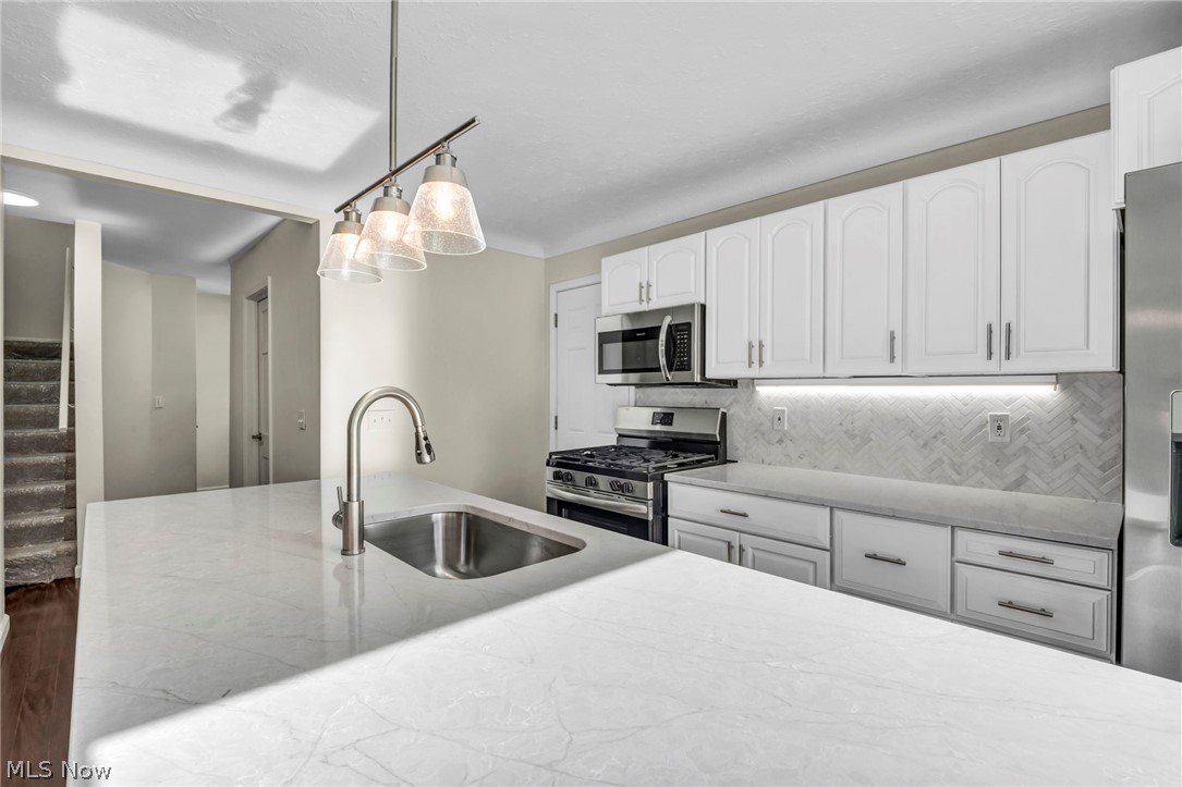 3975 Ellendale Road