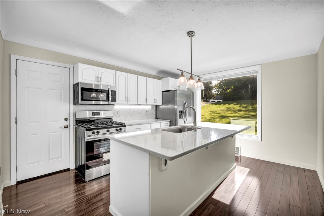 3975 Ellendale Road