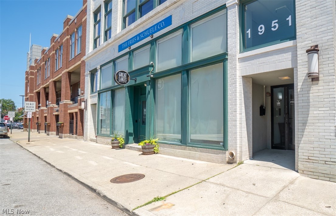 1951 W 26th Street 205
