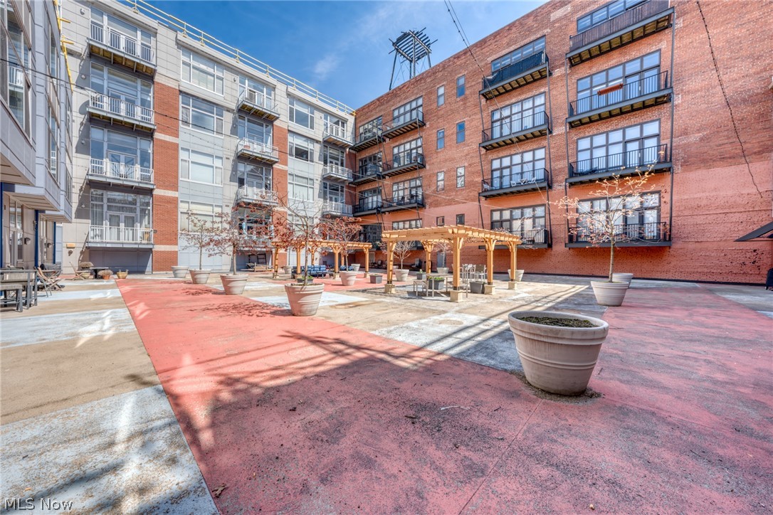 1951 W 26th Street 205