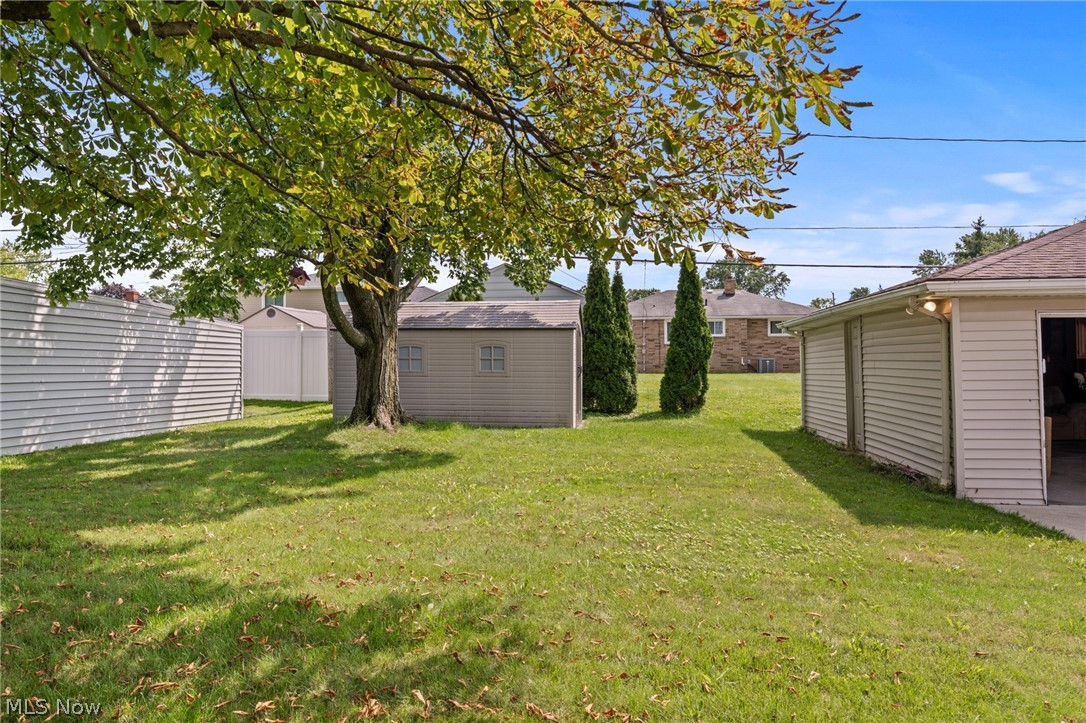 9011 Roedean Drive