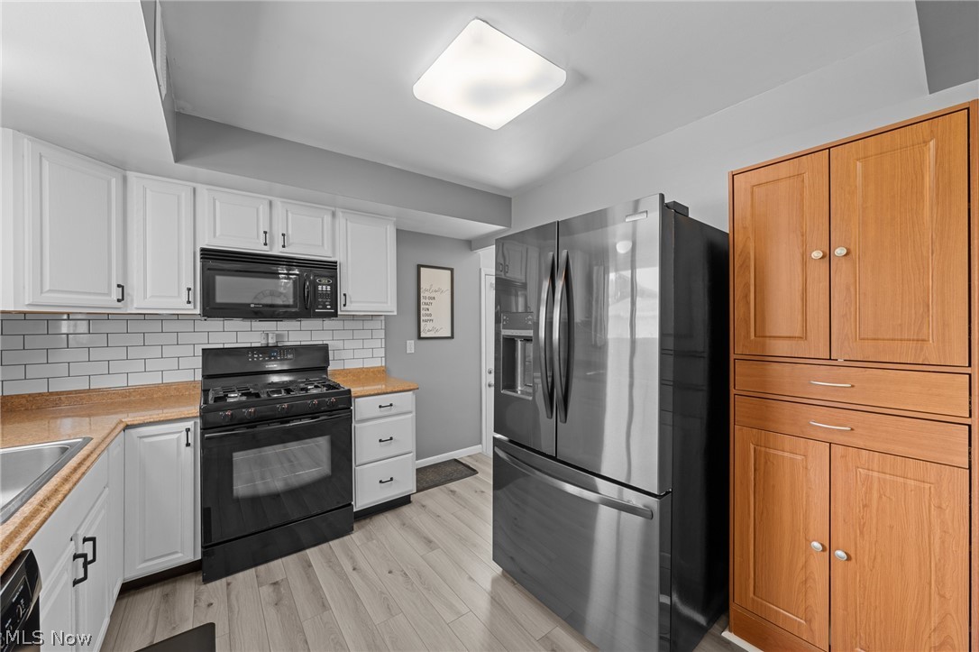 9011 Roedean Drive