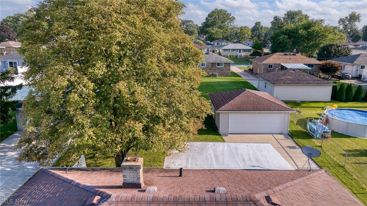 9011 Roedean Drive