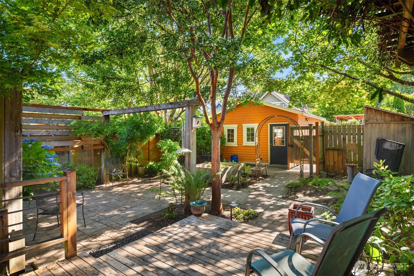 2144 8th Avenue W