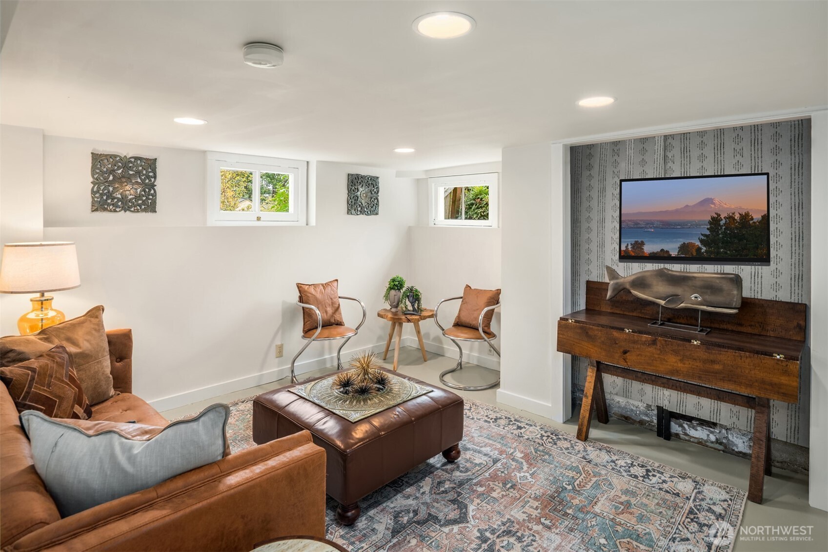 311 W Smith Street