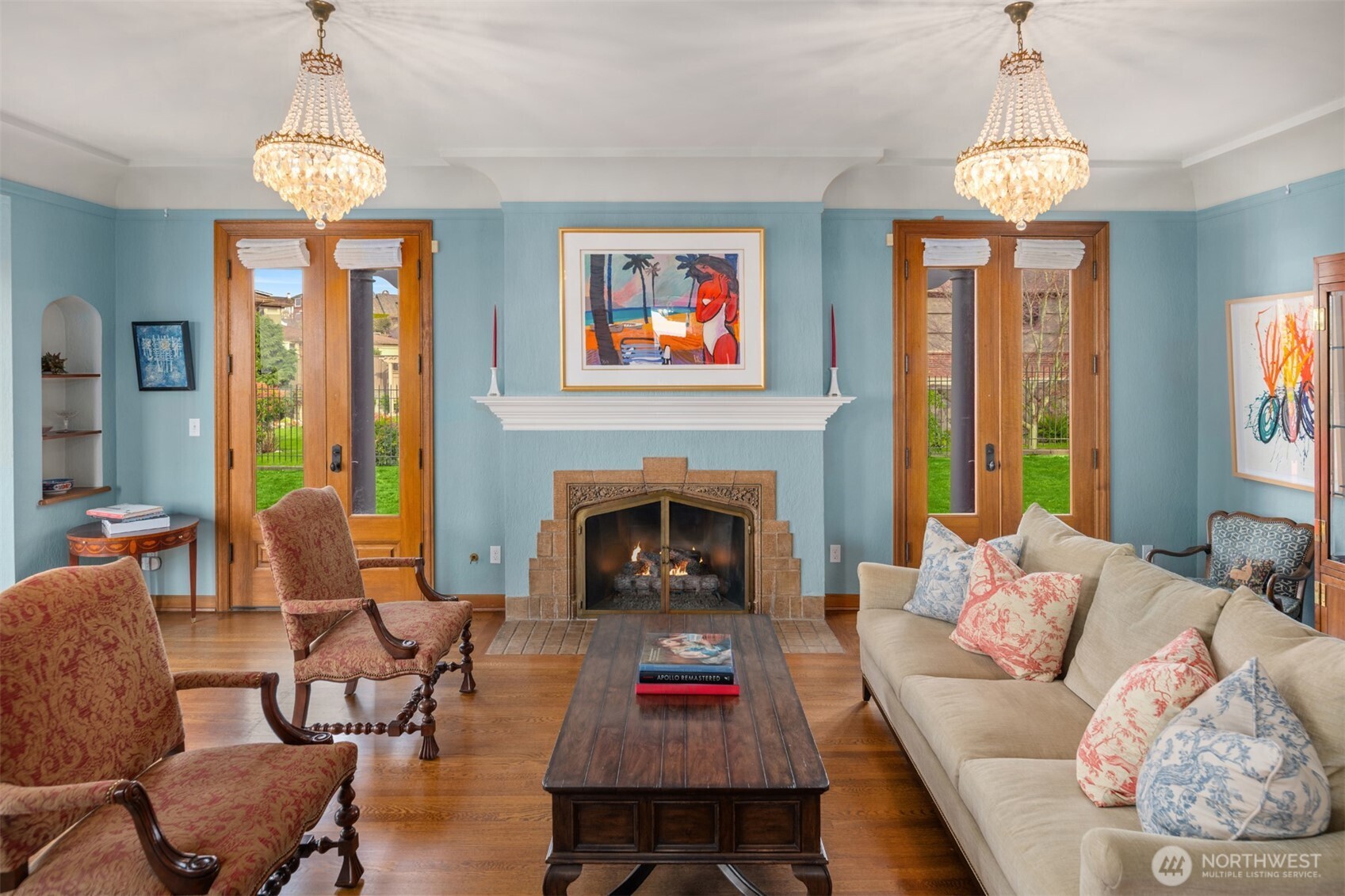 2256 W Viewmont Way W