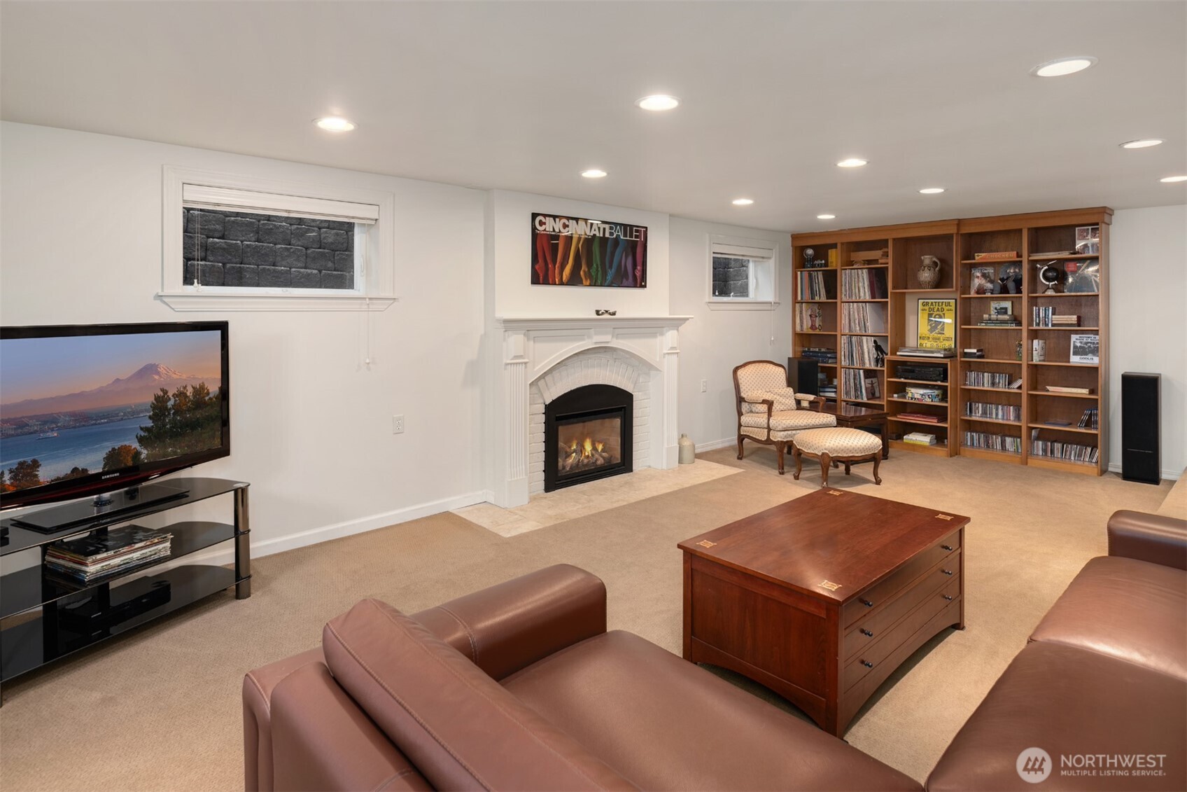 2256 W Viewmont Way W