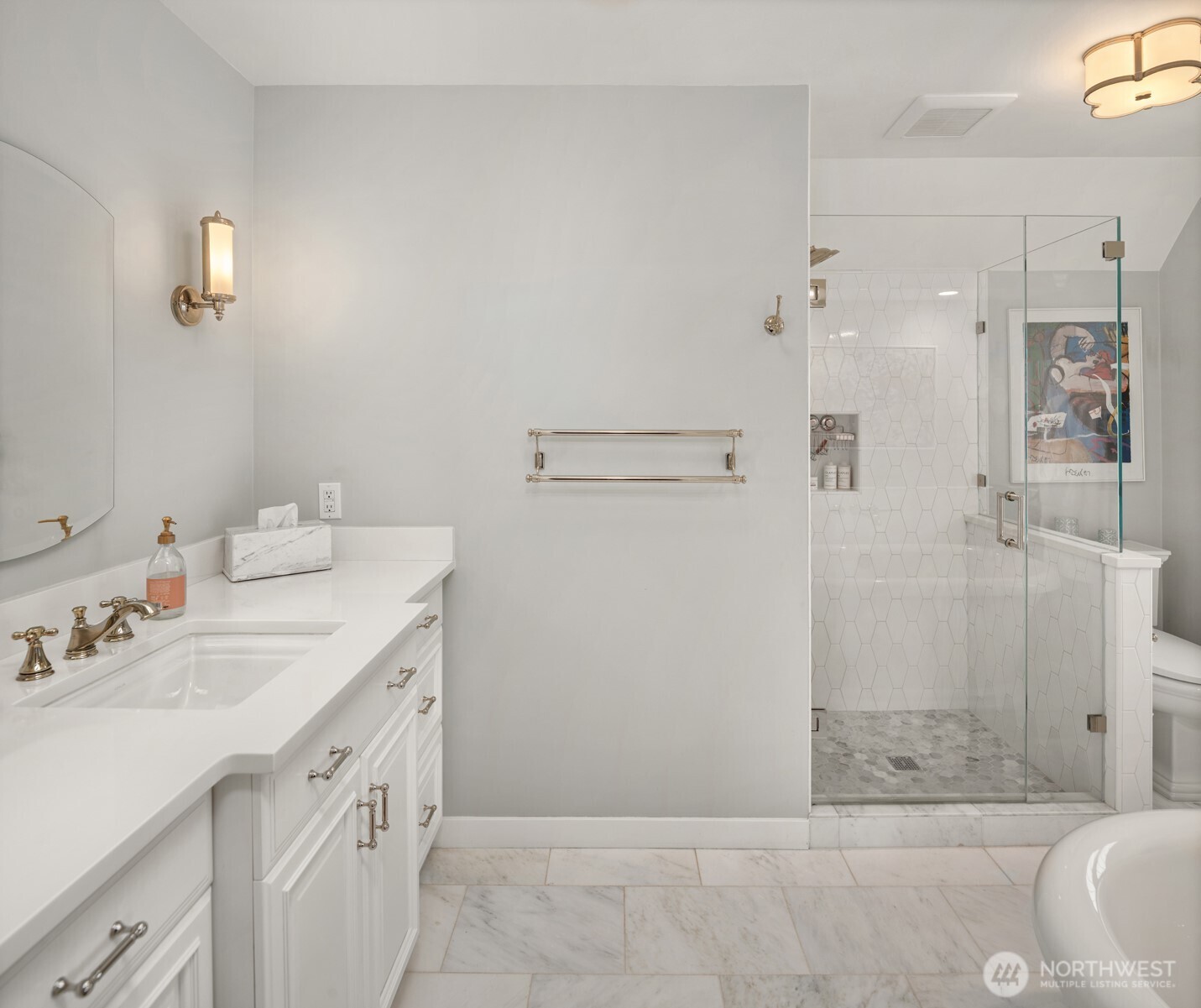 2256 W Viewmont Way W