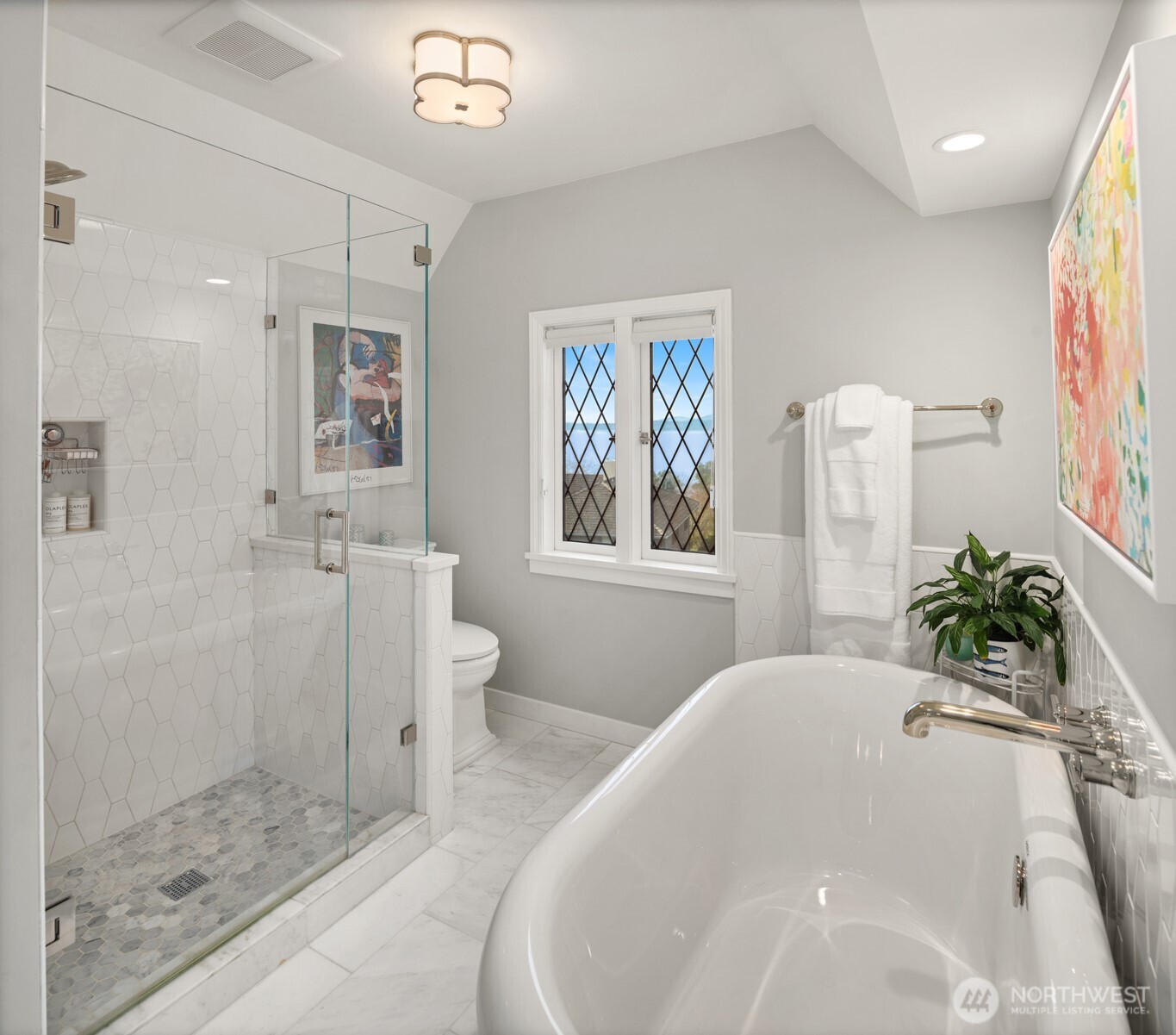 2256 W Viewmont Way W