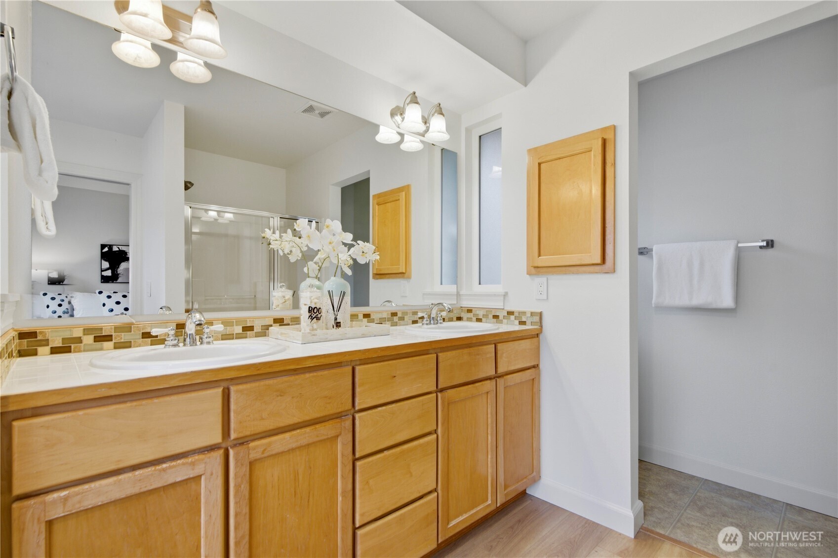 8833 NE 178th Street