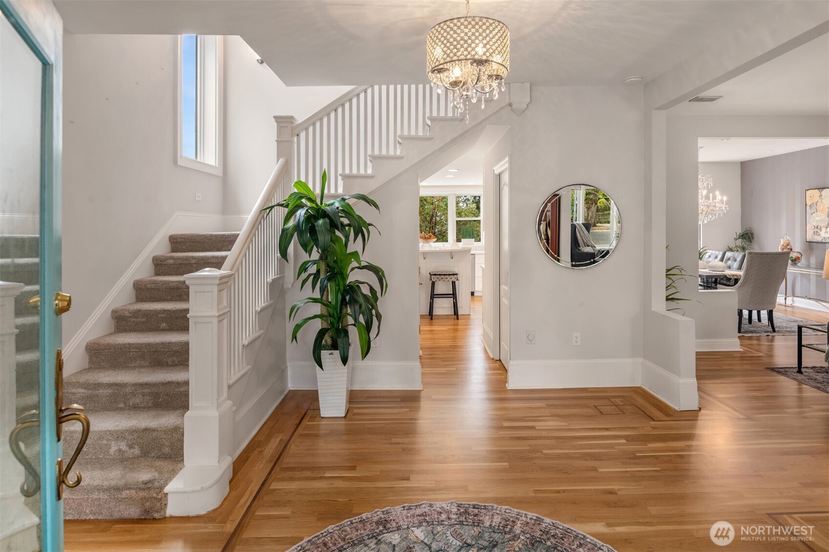 822 W Fulton Street