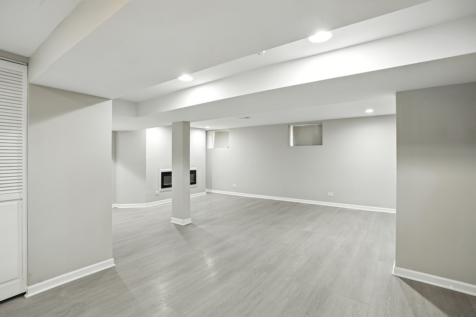 7943 S Bennett Avenue