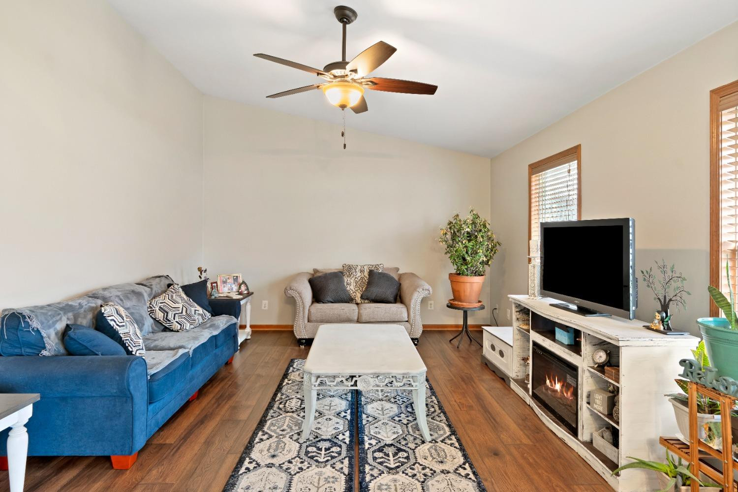 12387 Tippecanoe Place