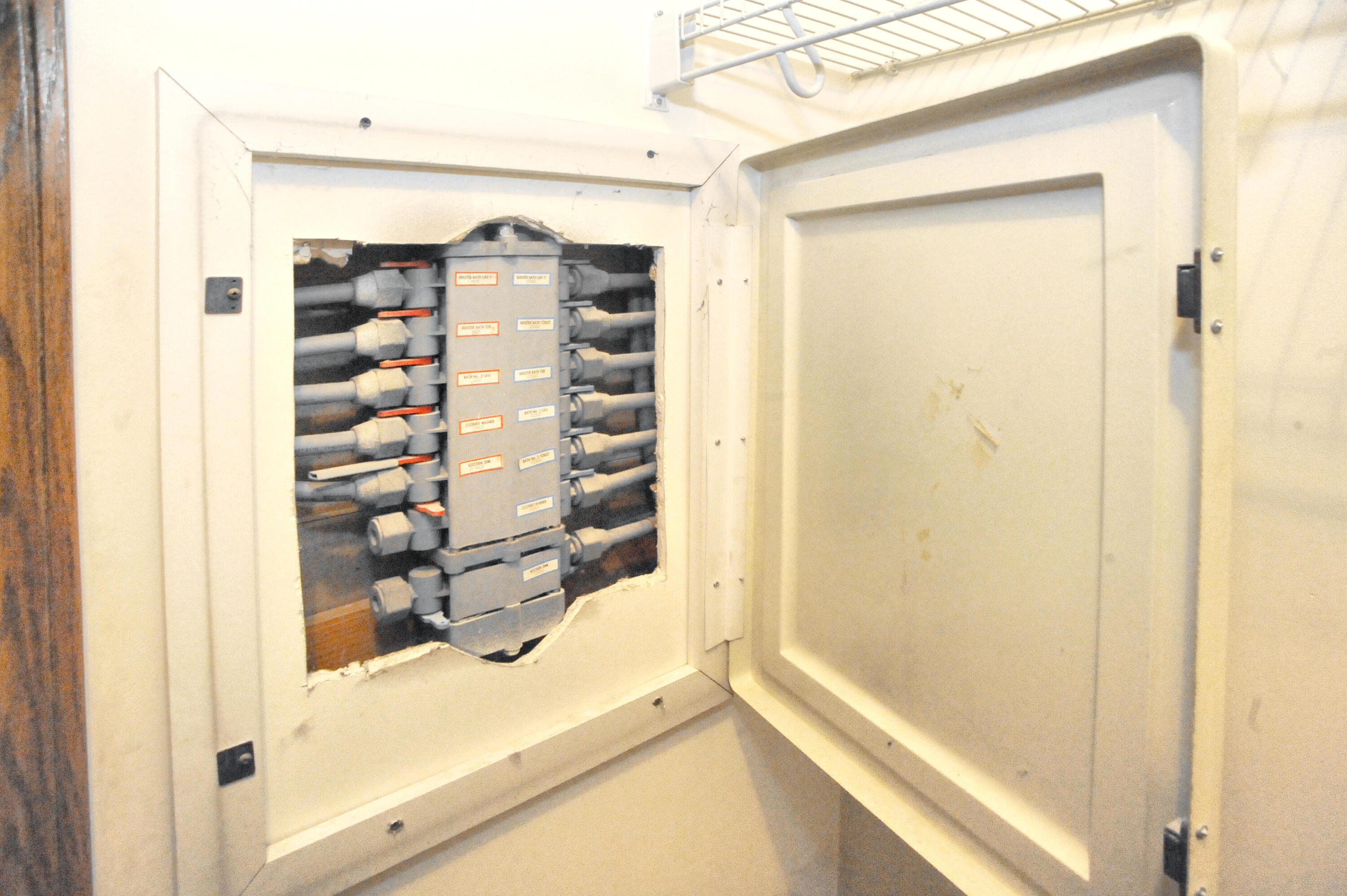 751 Forest Glen Drive